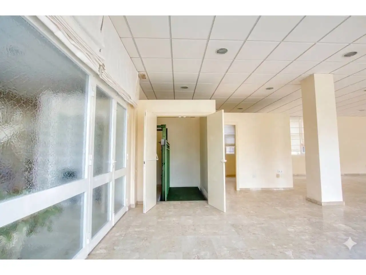 Local comercial en venta en Urbanizacion Costa del Oro, imagen 18