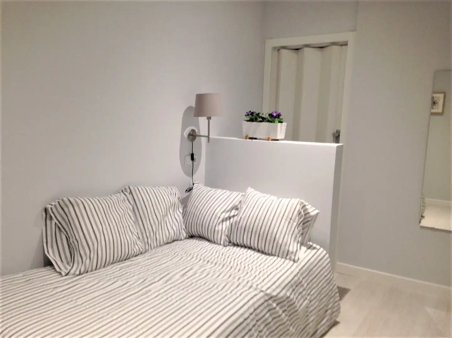 Schlafzimmer von Wohnungen zur Miete in Madrid mit Klimaanlage, Heizung und Möbliert