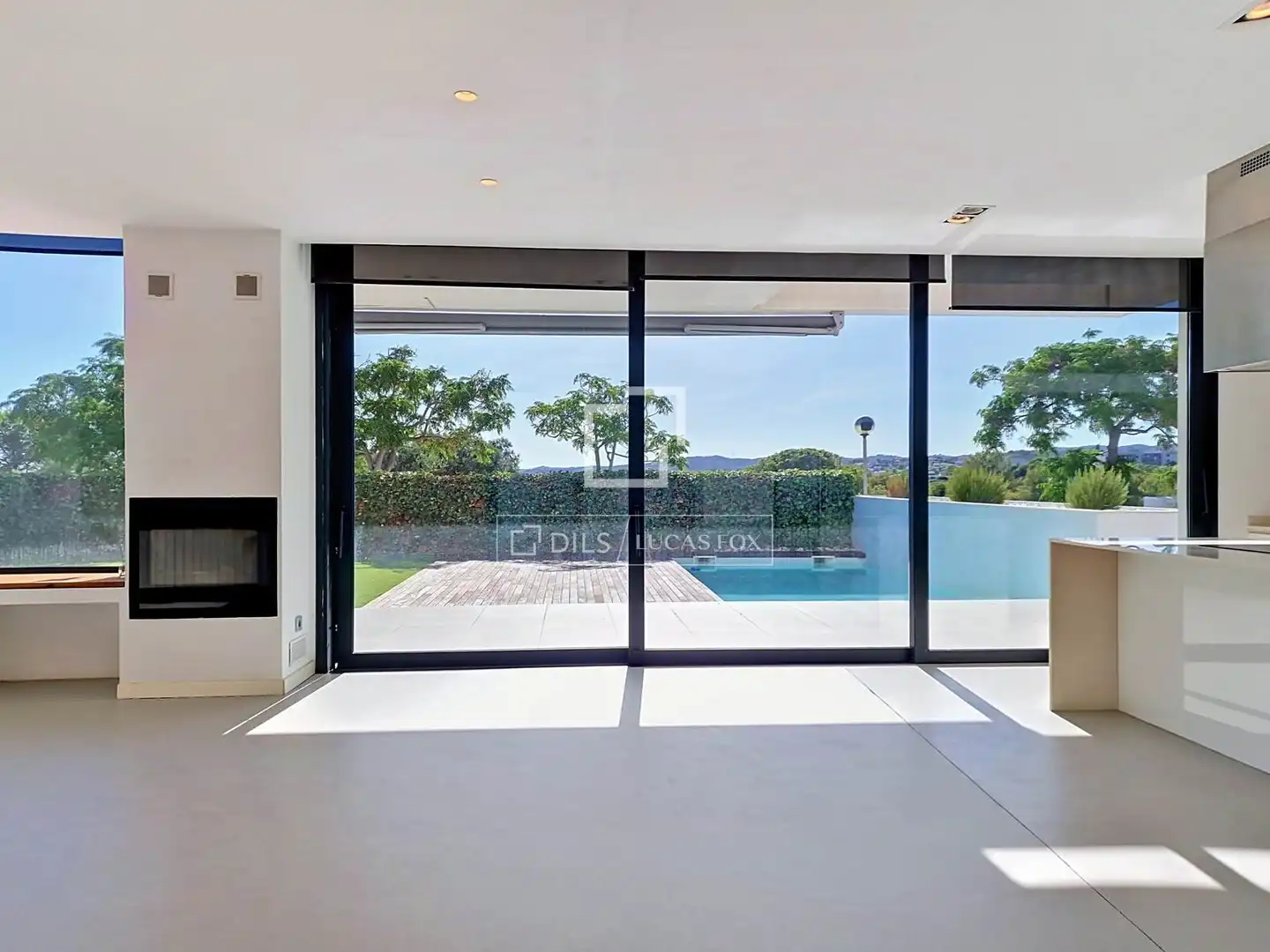 Terrasse von Haus oder Chalet zum Verkauf in Vilanova i la Geltrú mit Klimaanlage, Heizung und Privatgarten