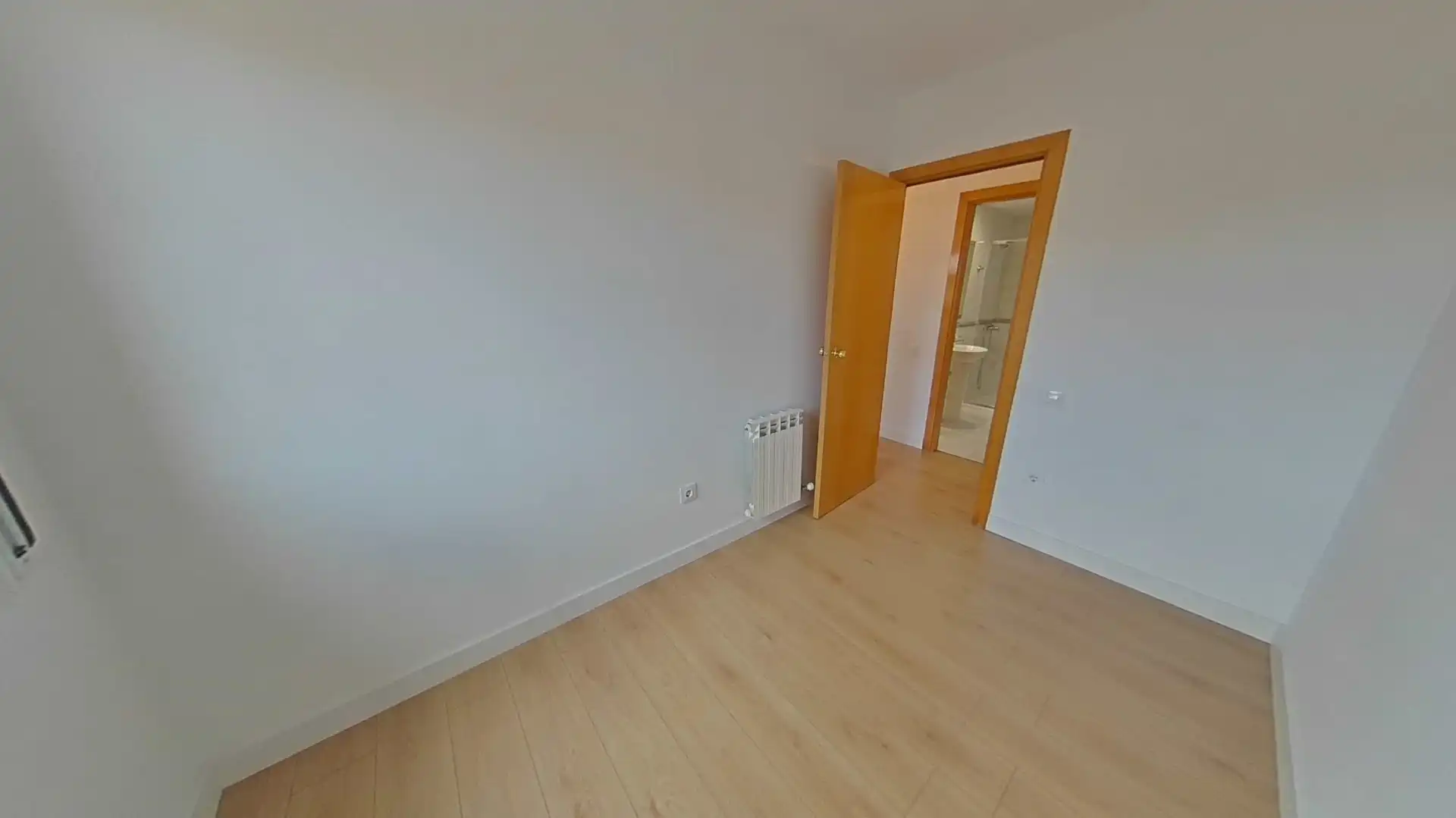 Habitación de Piso en venta en Girona con Calefacción y Parquet