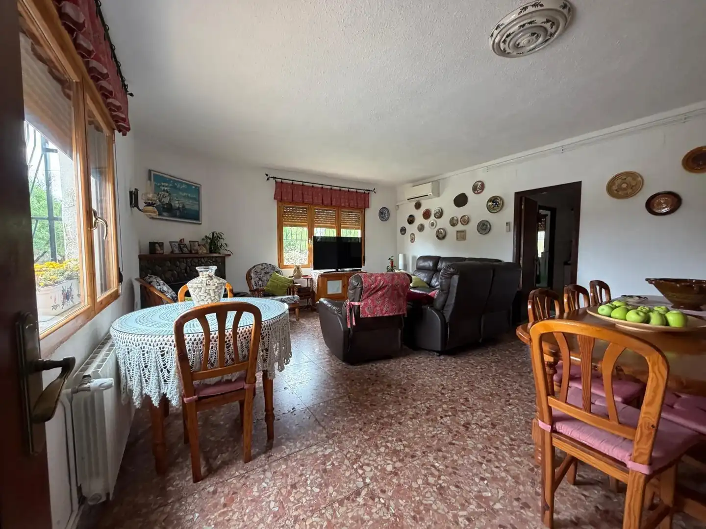 Sala de estar de Casa o chalet en venta en Albacete con Aire acondicionado, Calefacción y Jardín privado