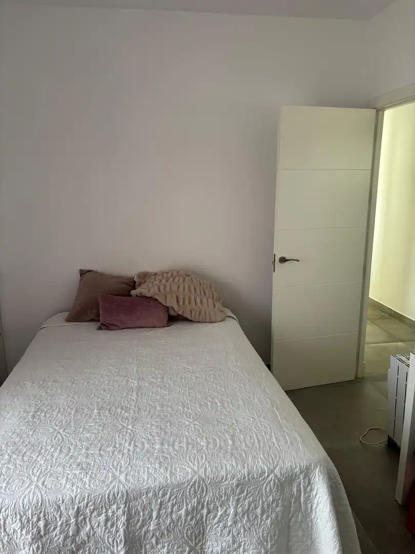 Habitación de Casa o chalet en venta en Chiclana de la Frontera con Aire acondicionado, Calefacción y Jardín privado