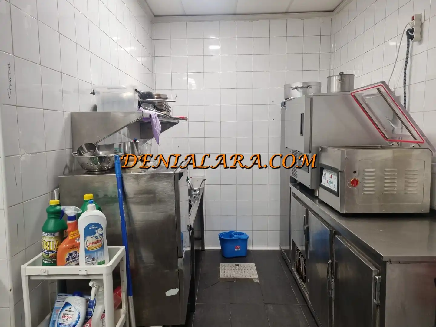 Locale commerciale in affitto a Las Marinas / Les Marines, imagen 9