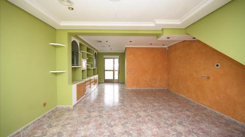 Foto 2 de Casa adosada en venta en Enmedio, La Pueblanueva, Toledo