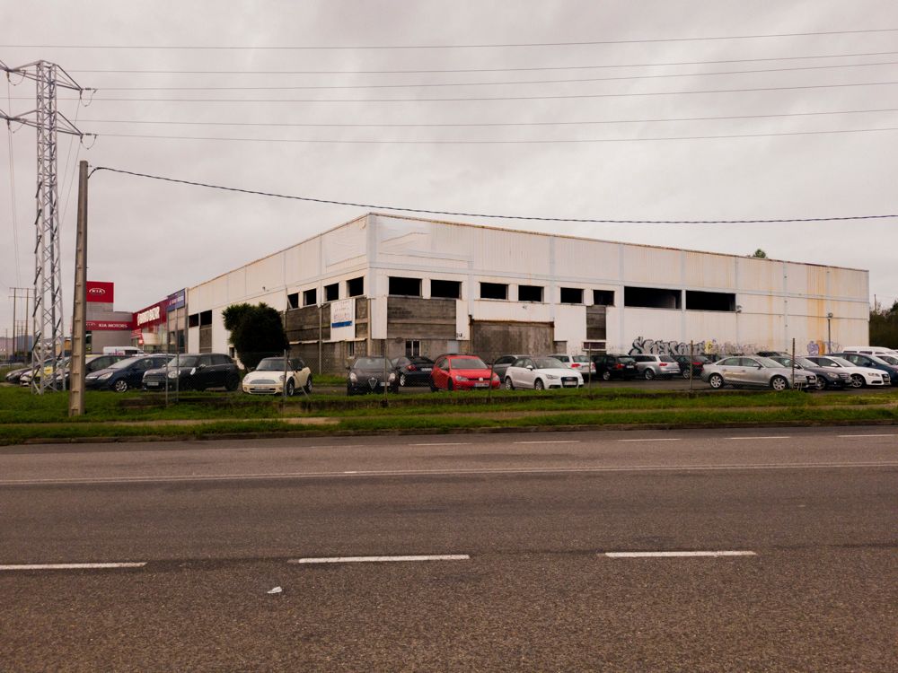 Vista exterior de Nave industrial en venta en Narón