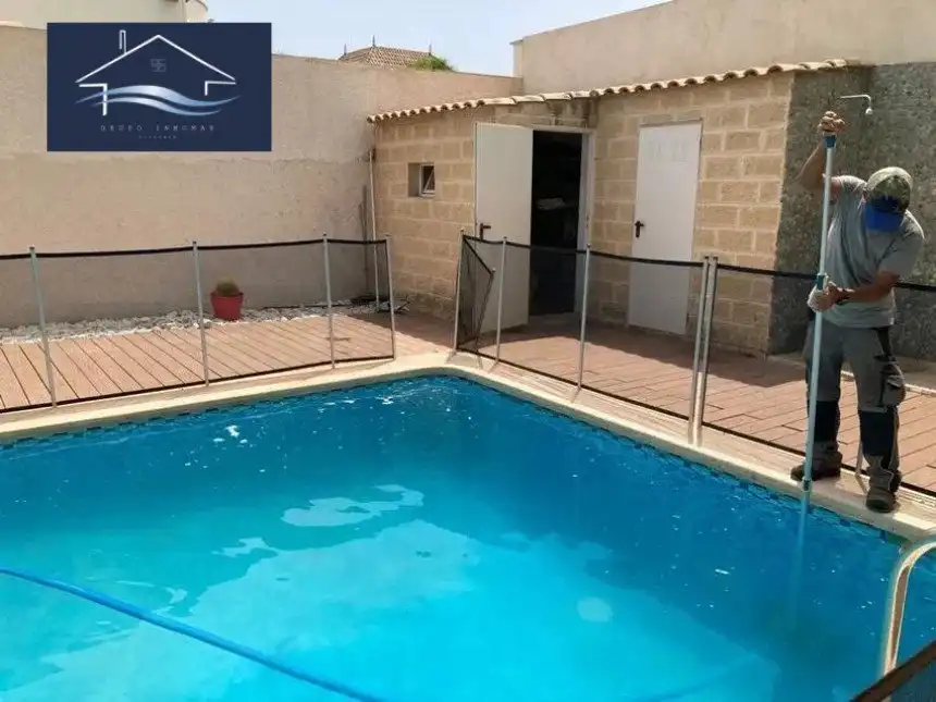 Piscina de Casa o xalet en venda en Mutxamel amb Aire condicionat, Calefacció i Jardí privat