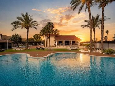 Villa con balcone in vendita a Cehegín