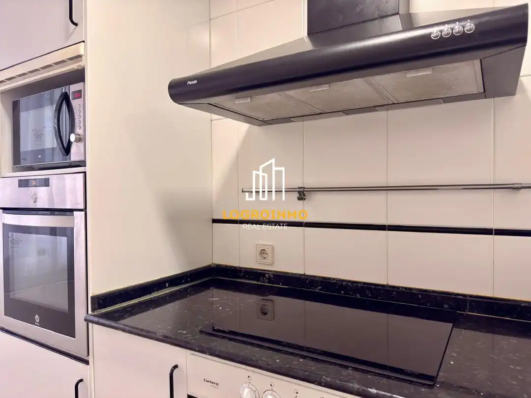 Cuina de Pis en venda en  Logroño amb Aire condicionat, Calefacció i Traster