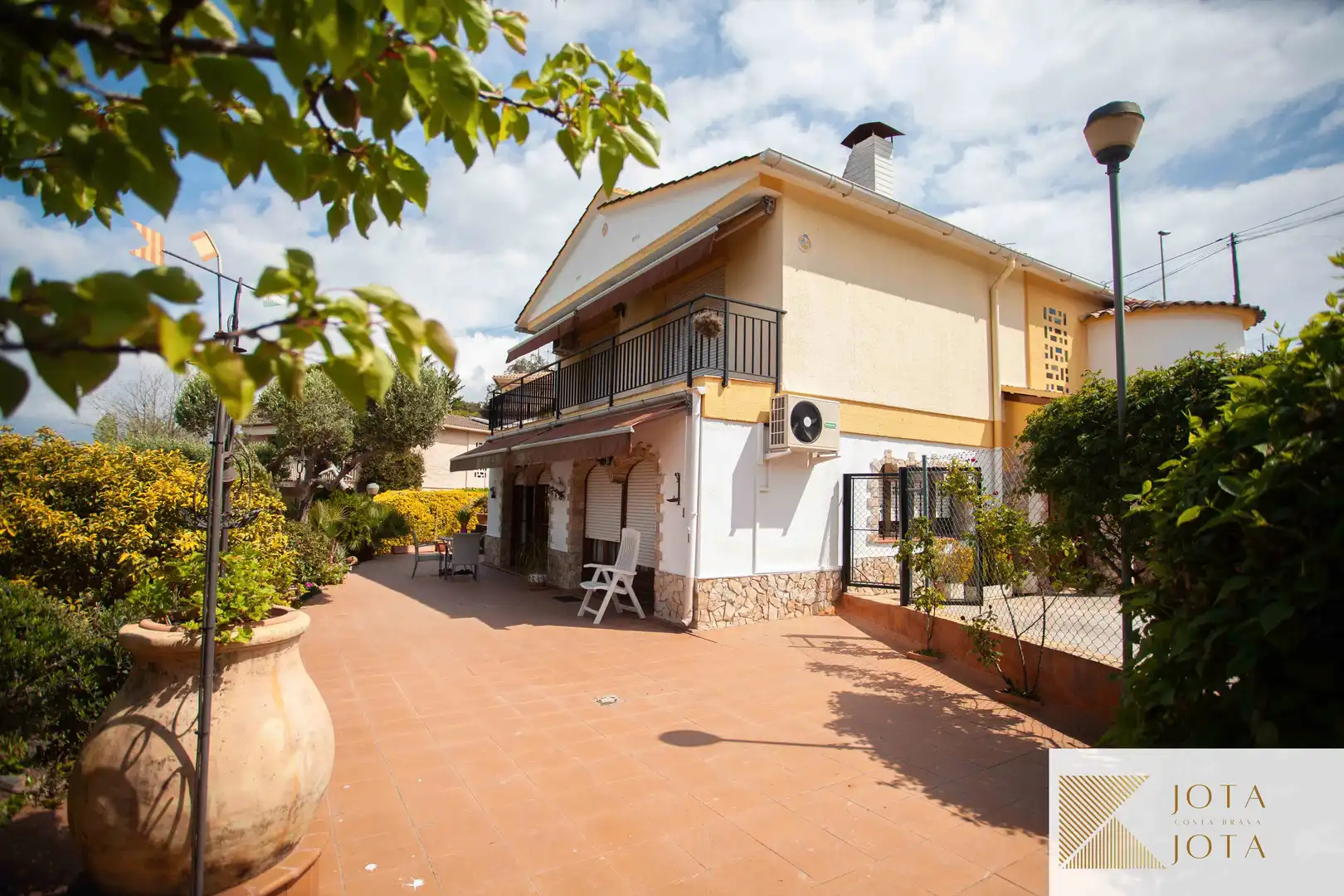 Casa con terrazza in vendita a Fenals, imagen 2