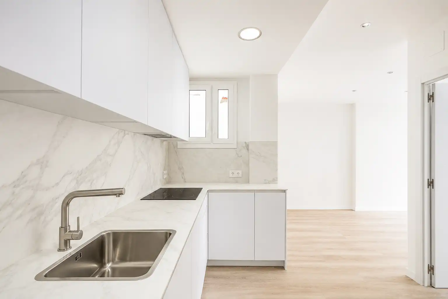 Cuina de Pis en venda en Barcelona amb Aire condicionat, Calefacció i Parquet