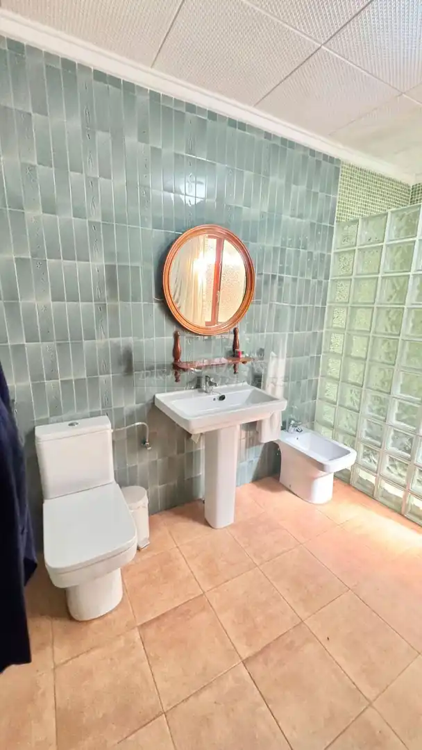 Baño de Edificio en venta en El Pinós / Pinoso