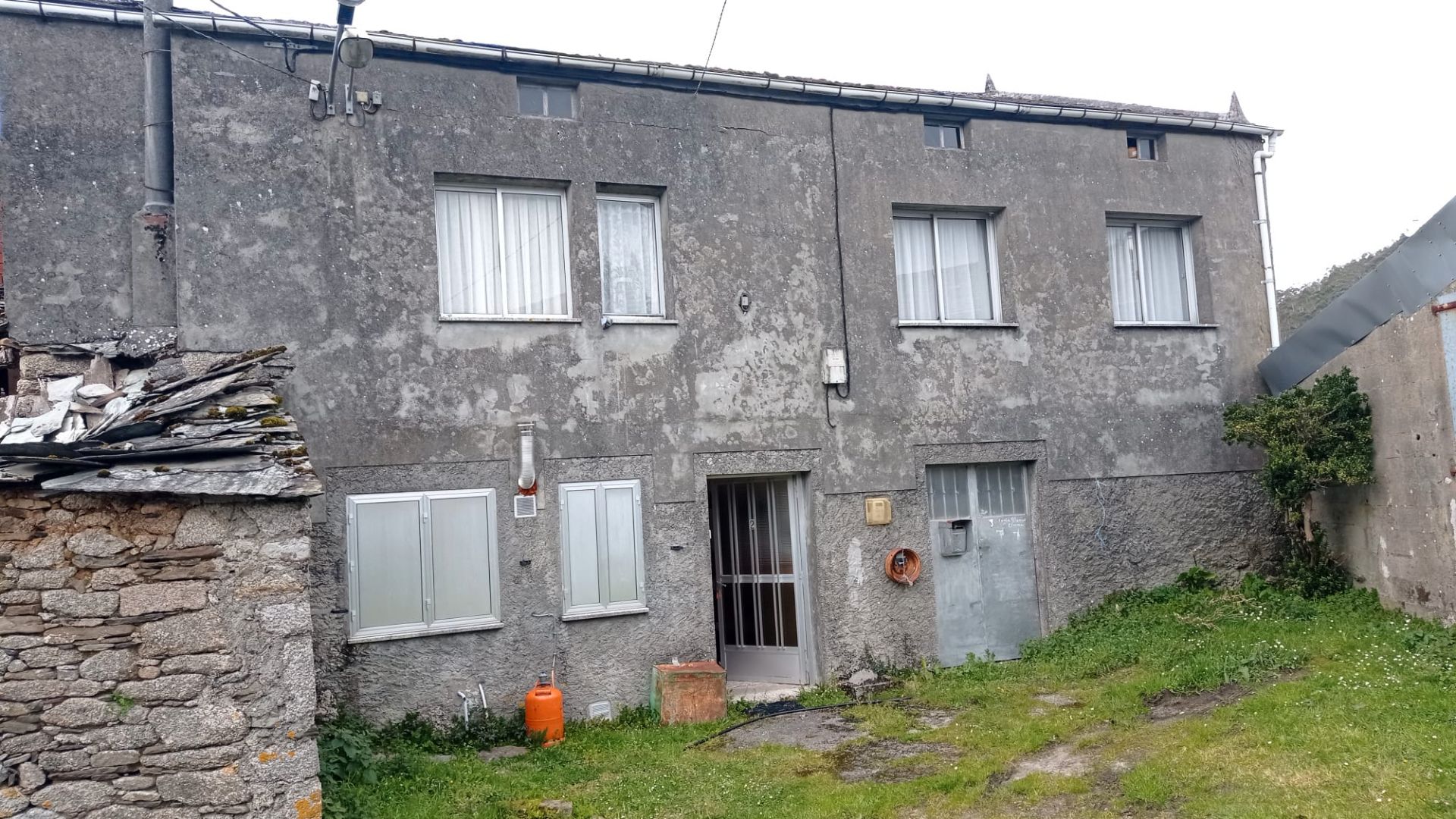 Exterior view of Single-family semi-detached for sale in Alfoz  with Private garden, Terrace and Storage room