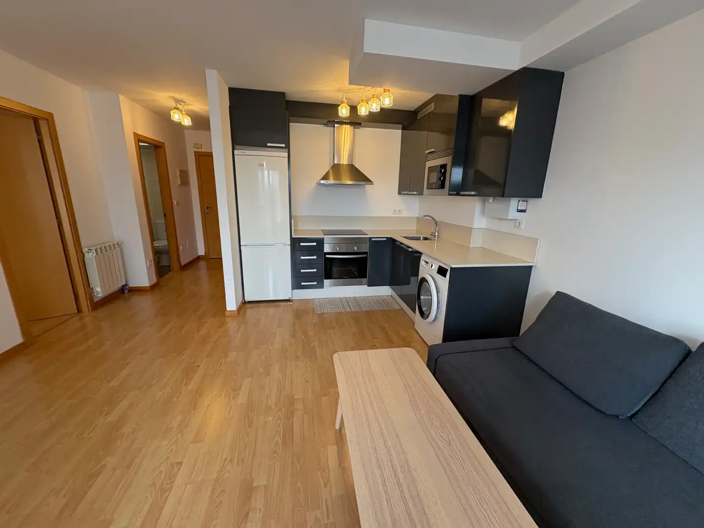 Flat for rent in Plaza de Tranvías, Alto del Castaño