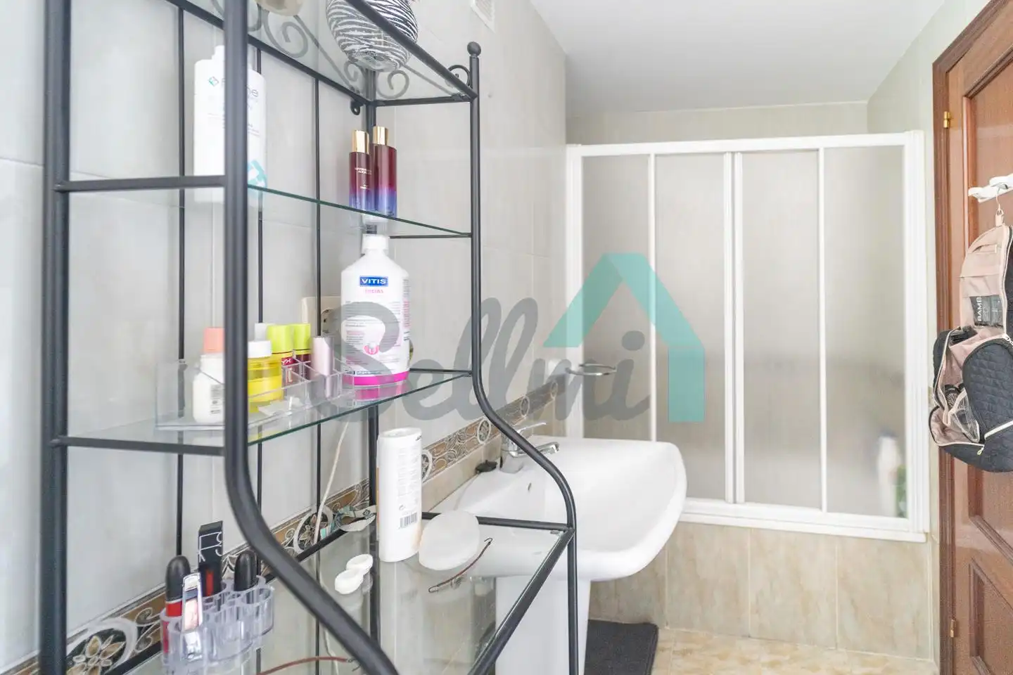 Bathroom of Flat for sale in Oviedo   with Heating, Parquet flooring and Terrace