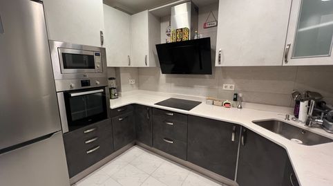 Foto 4 de Piso en venta en Zubiaurre Pintores Kalea, Ametzola, Bilbao