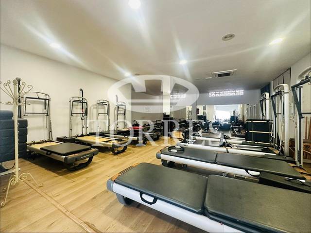 Local comercial en Alquiler en Perchel Sur - Plaza de Toros Vieja