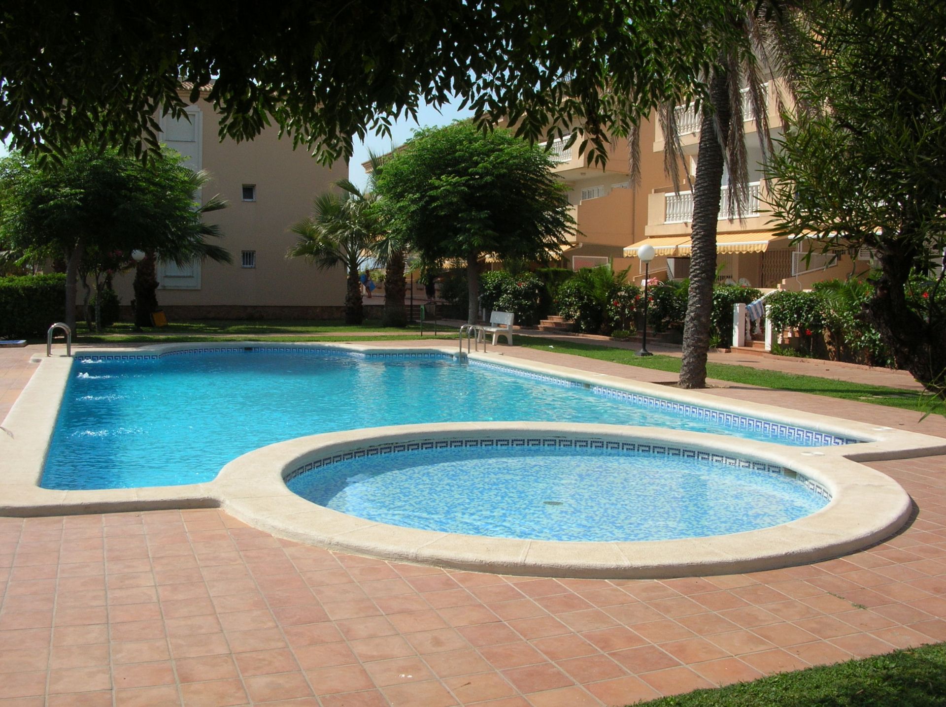 Piscina de Planta baixa de lloguer en Piles amb Terrassa, Moblat i Forn