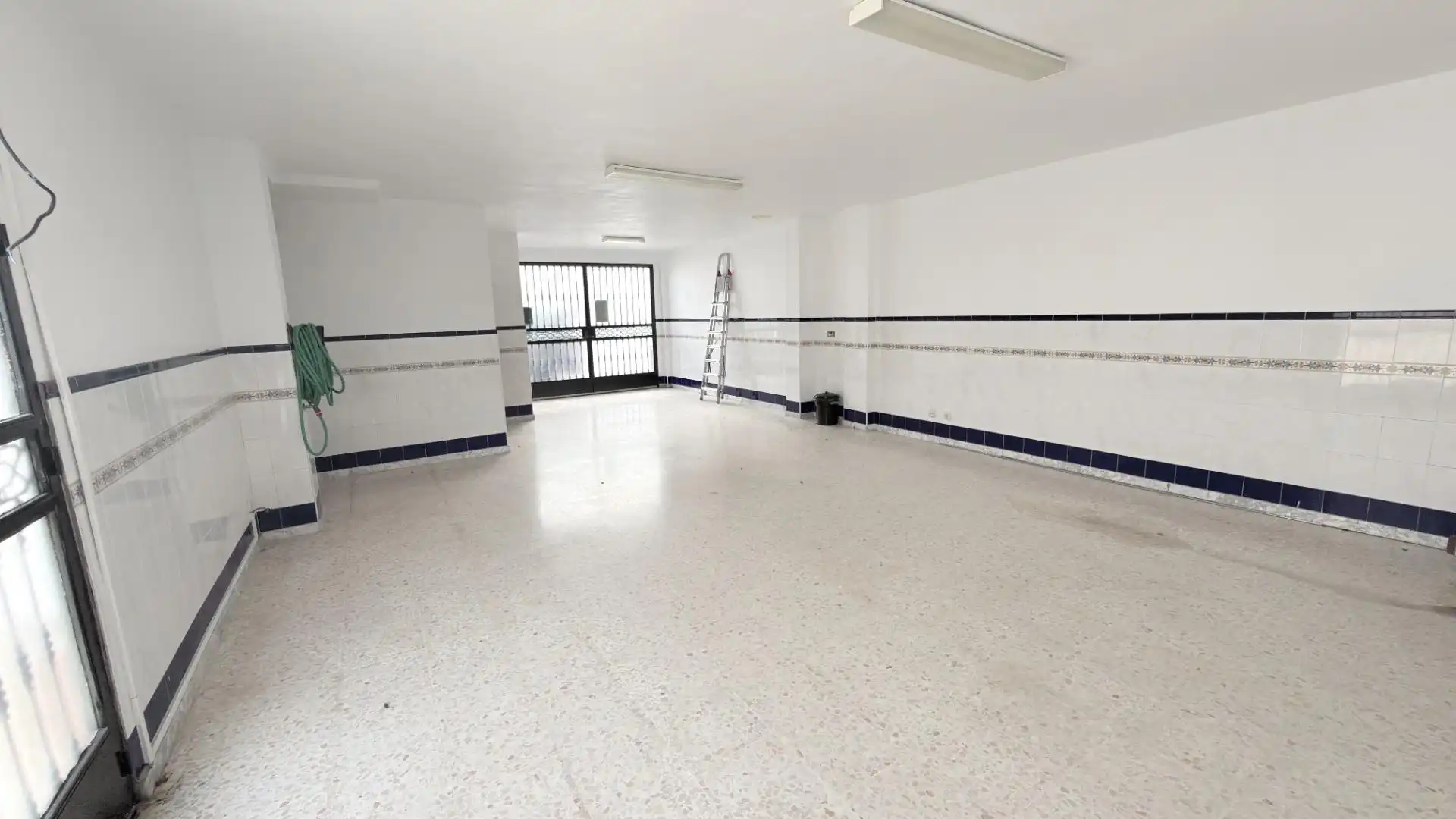 Casa adosada en venta en Moguer con Terraza