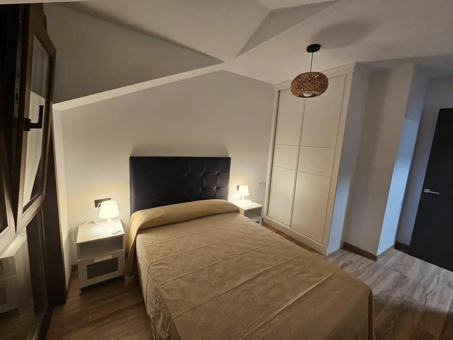 Dormitori de Casa o xalet en venda en Miño amb Jardí privat, Terrassa i Traster