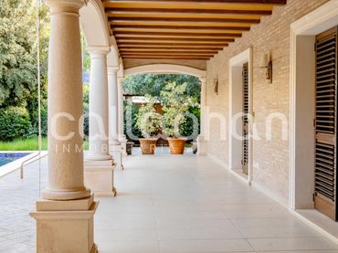 Villa con balcone in vendita a Torre en Conill - Cumbres de San Antonio