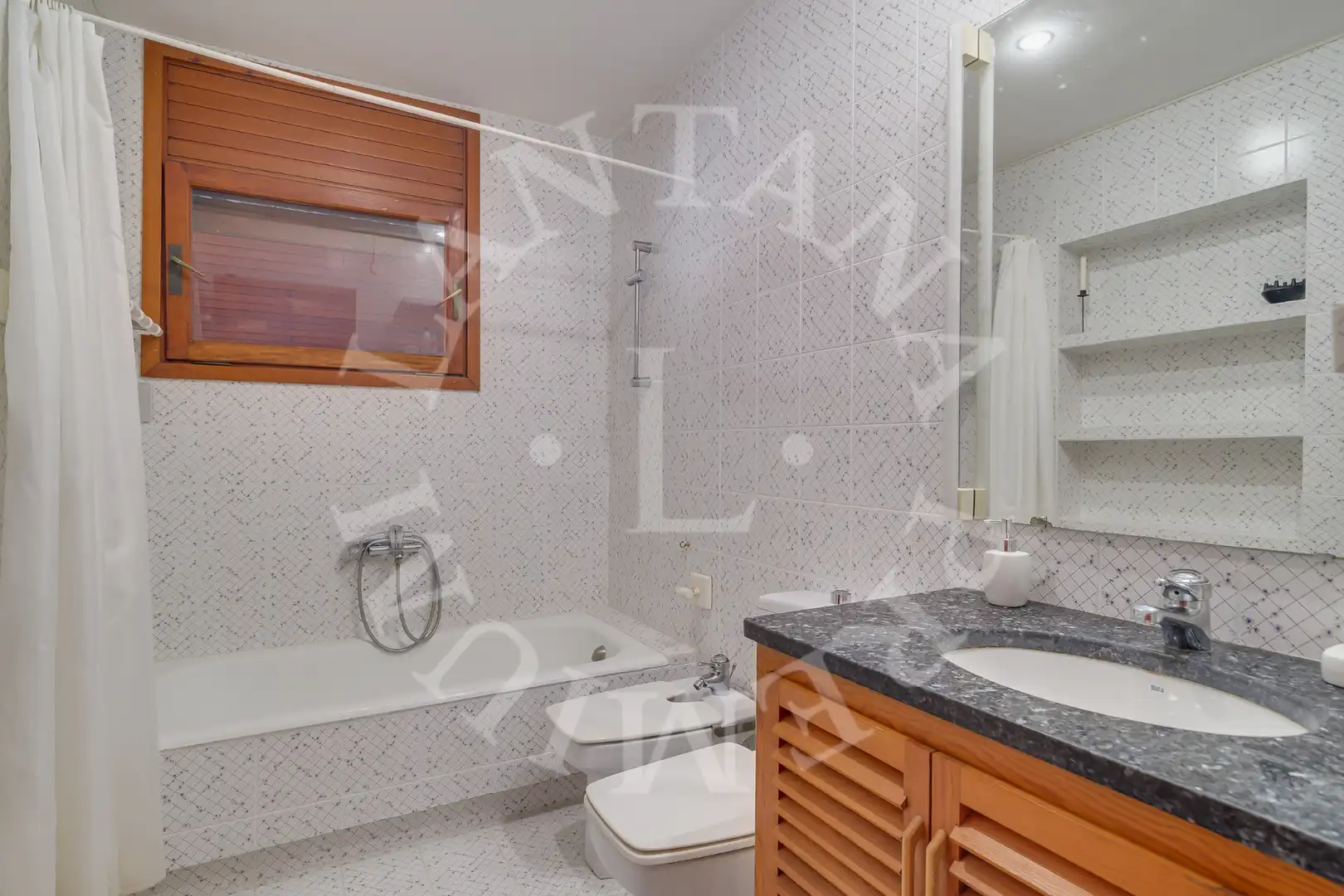 Baño de Casa o chalet en venta en Sant Andreu de Llavaneres con Calefacción, Jardín privado y Trastero