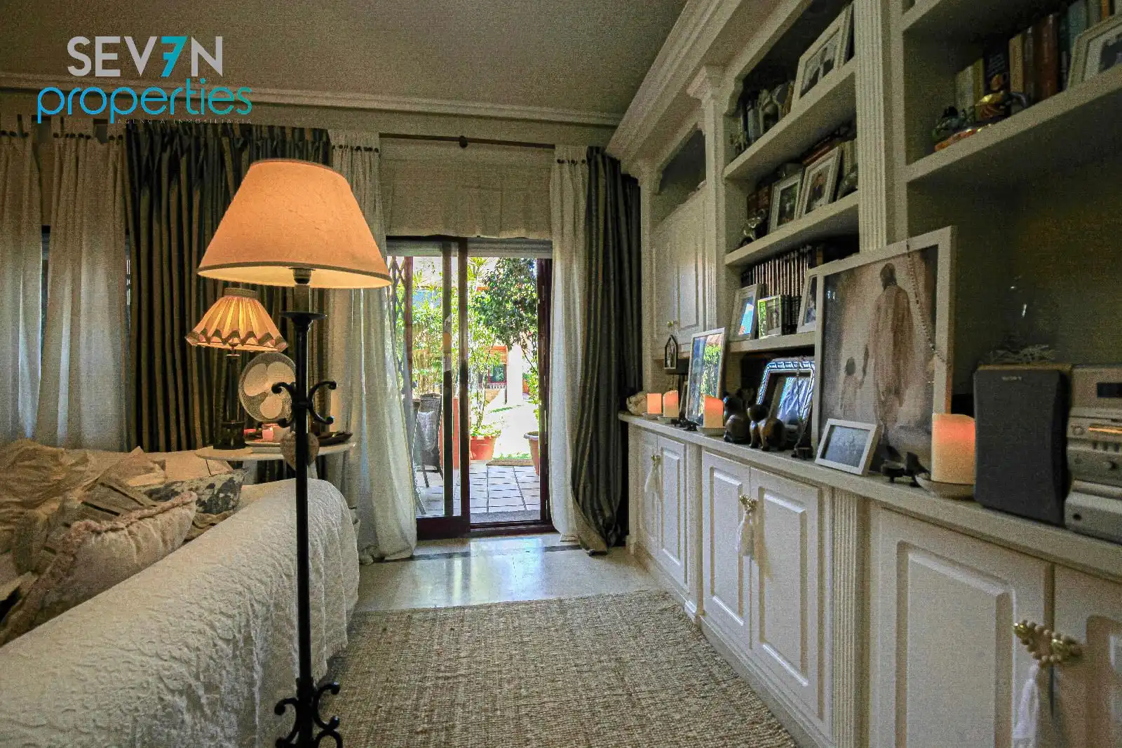 Habitación de Casa adosada en venta en Alicante / Alacant con Aire acondicionado, Calefacción y Piscina