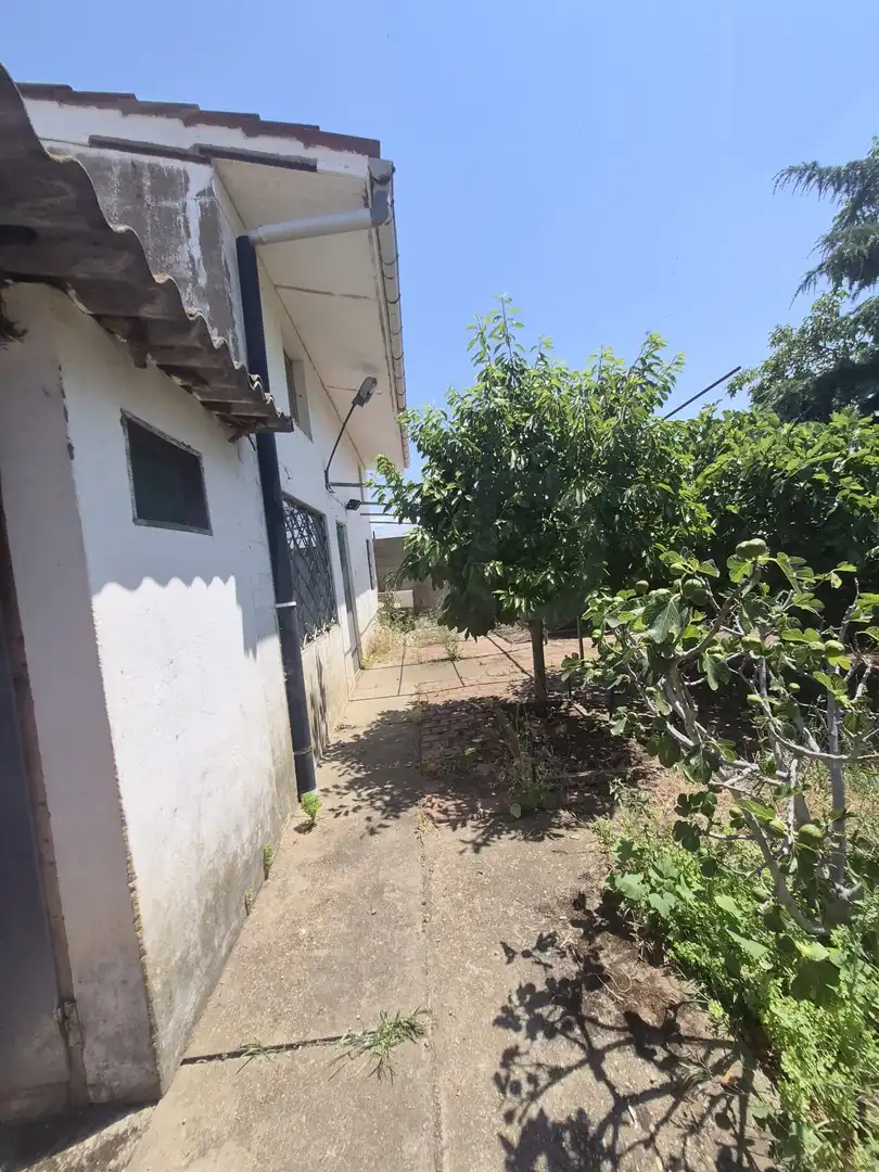 Casa o xalet en venda en Chozas de Abajo amb Calefacció i Piscina
