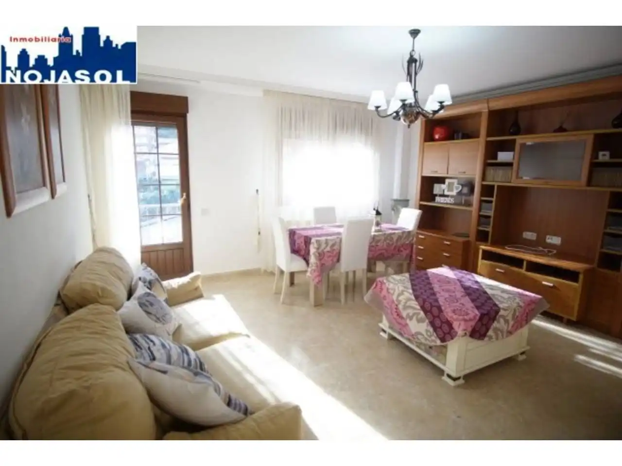 Living room of Houses for rent in Noja  with Furnished