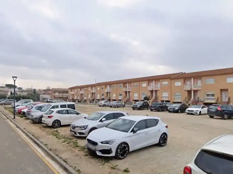 Parkplatz von Residential zum Verkauf in Masquefa