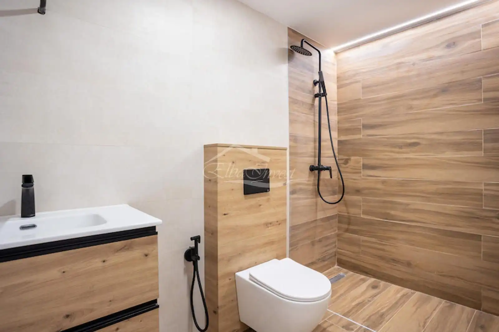 Bany de Dúplex en venda en Santiago del Teide amb Aire condicionat, Parquet i Terrassa