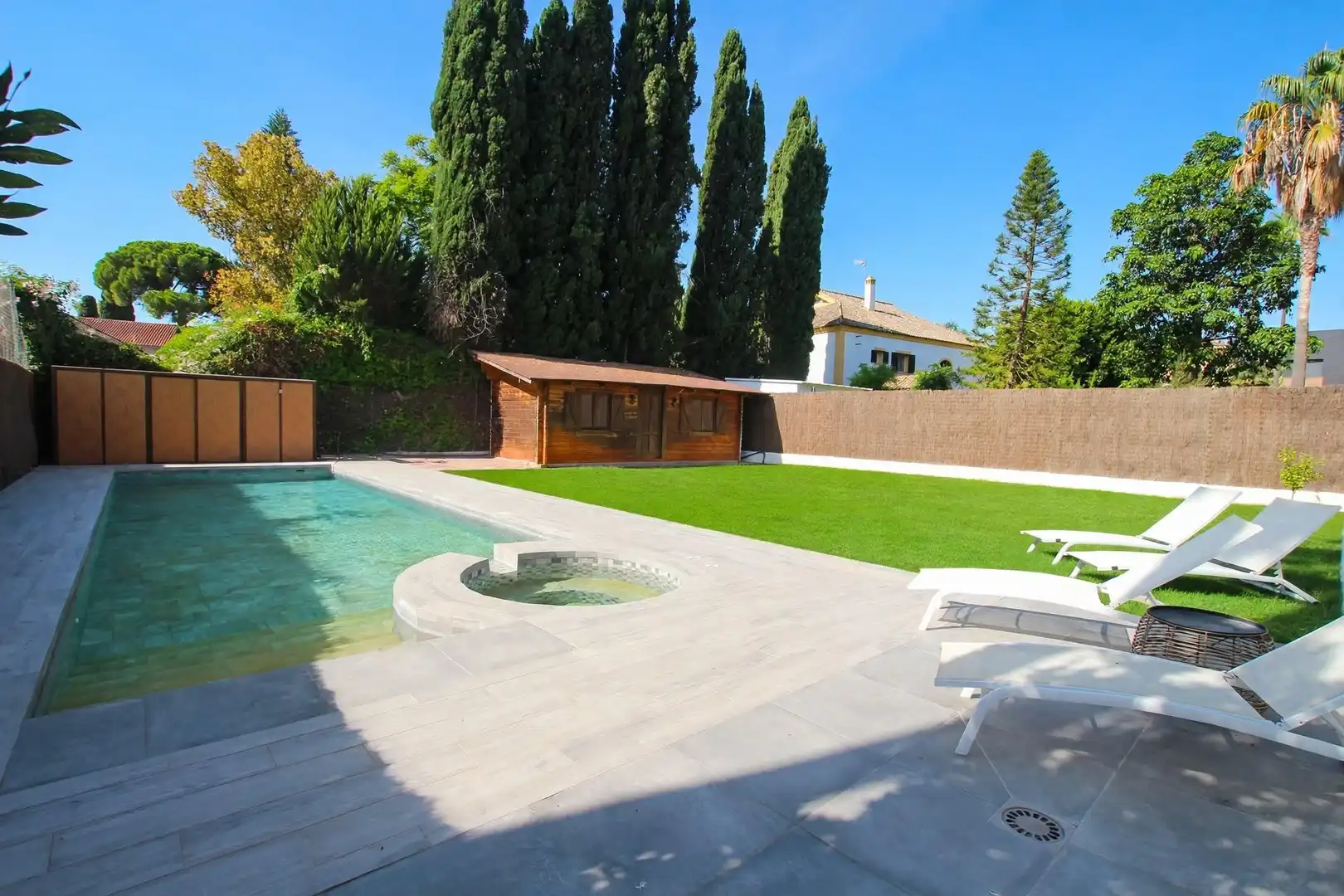 Detached house with pool for sale in Avenida - Divina Pastora - Plaza de Toros, imagen 2
