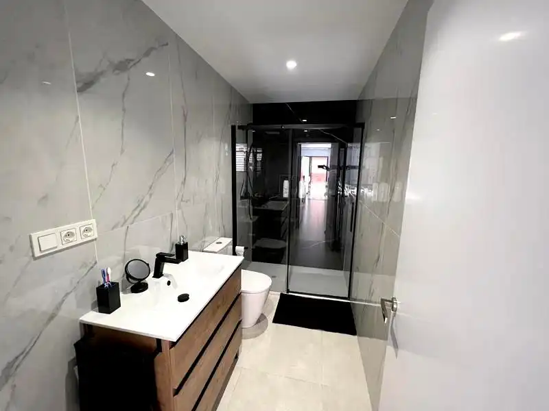 Bathroom of Flat for rent in Málaga  with Air Conditioner, Heating and Furnished