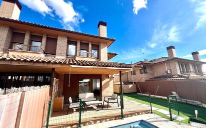 Exterior view of Single-family semi-detached for sale in Molina de Segura  with Air Conditioner, Heating and Private garden