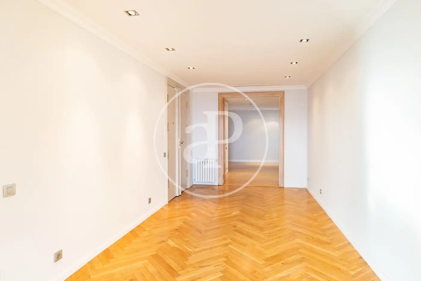 Flat for rent in Barcelona  with Air Conditioner, Heating and Terrace