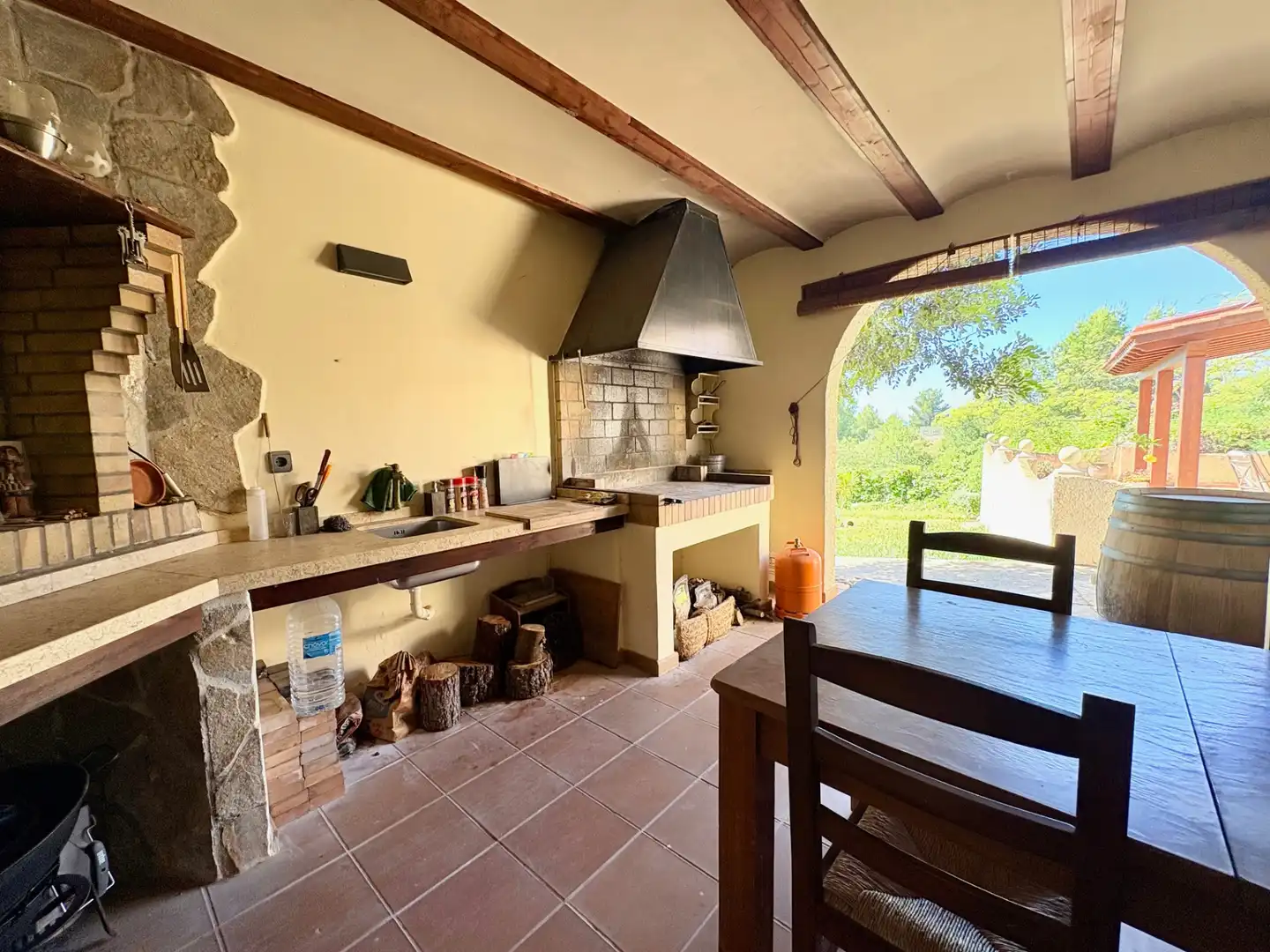 Cuina de Casa o xalet en venda en Cheste amb Aire condicionat, Calefacció i Jardí privat