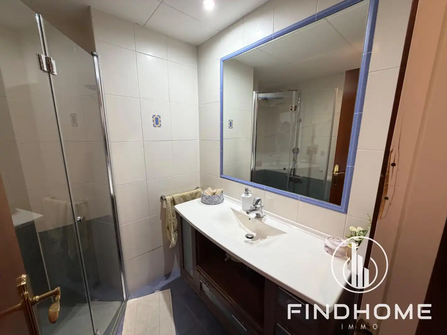 Bathroom of Flat for sale in Olot  with Heating and Terrace