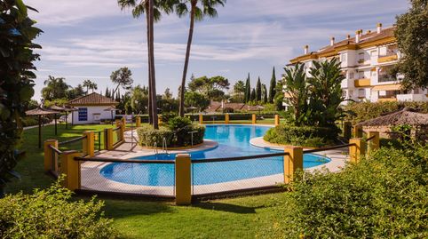Foto 2 de Apartamento en venta en La Carolina - Guadalpín, Marbella