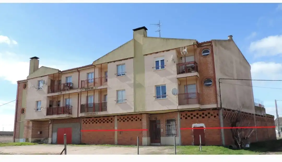 Business premises for sale in Carretera Zamora 37, imagen 2