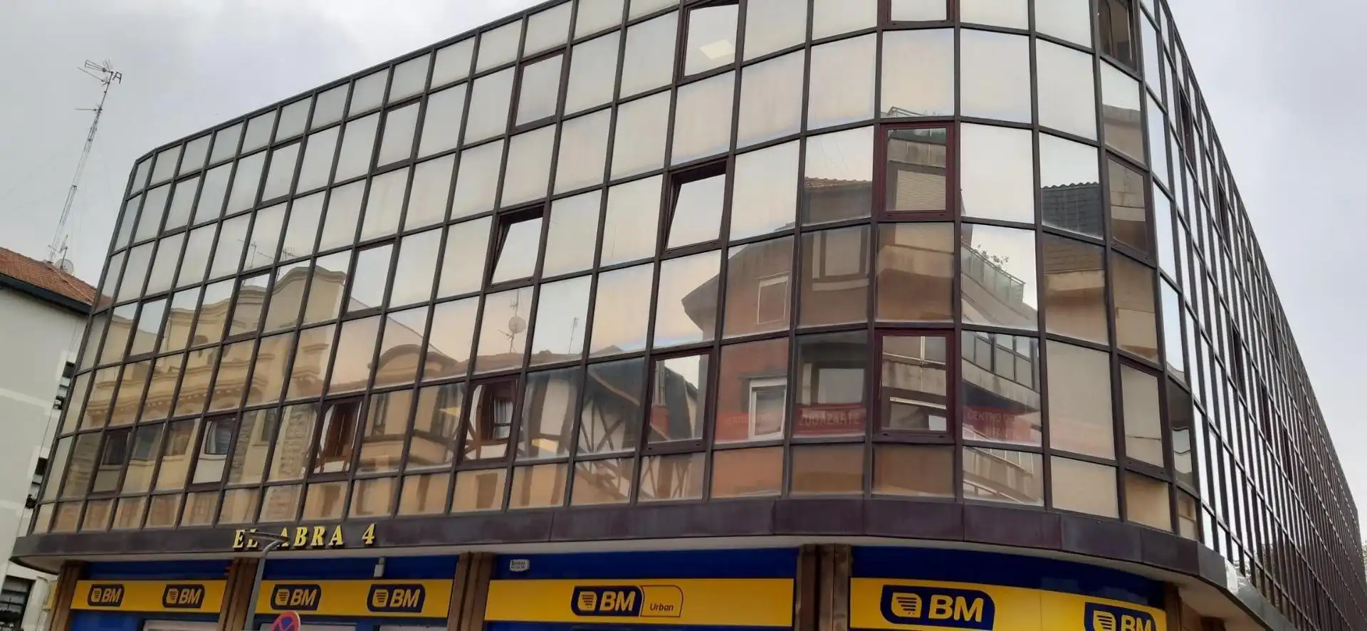 Oficina con ascensor en alquiler en Avenida Avenida Zugazarte, imagen 4