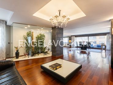 Piso con balcón en venta en Germaníes - Juzgados