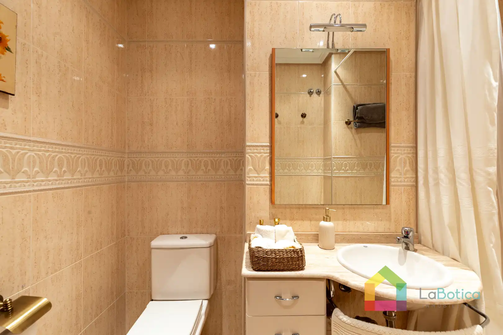 Bathroom of Flat for sale in Toledo  with Heating, Parquet flooring and Washing machine