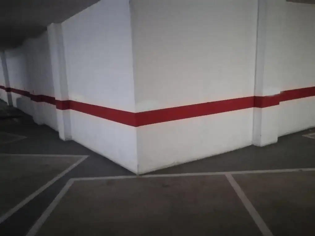 Parking with lift for sale in Joaquin Garcia Girona, imagen 6