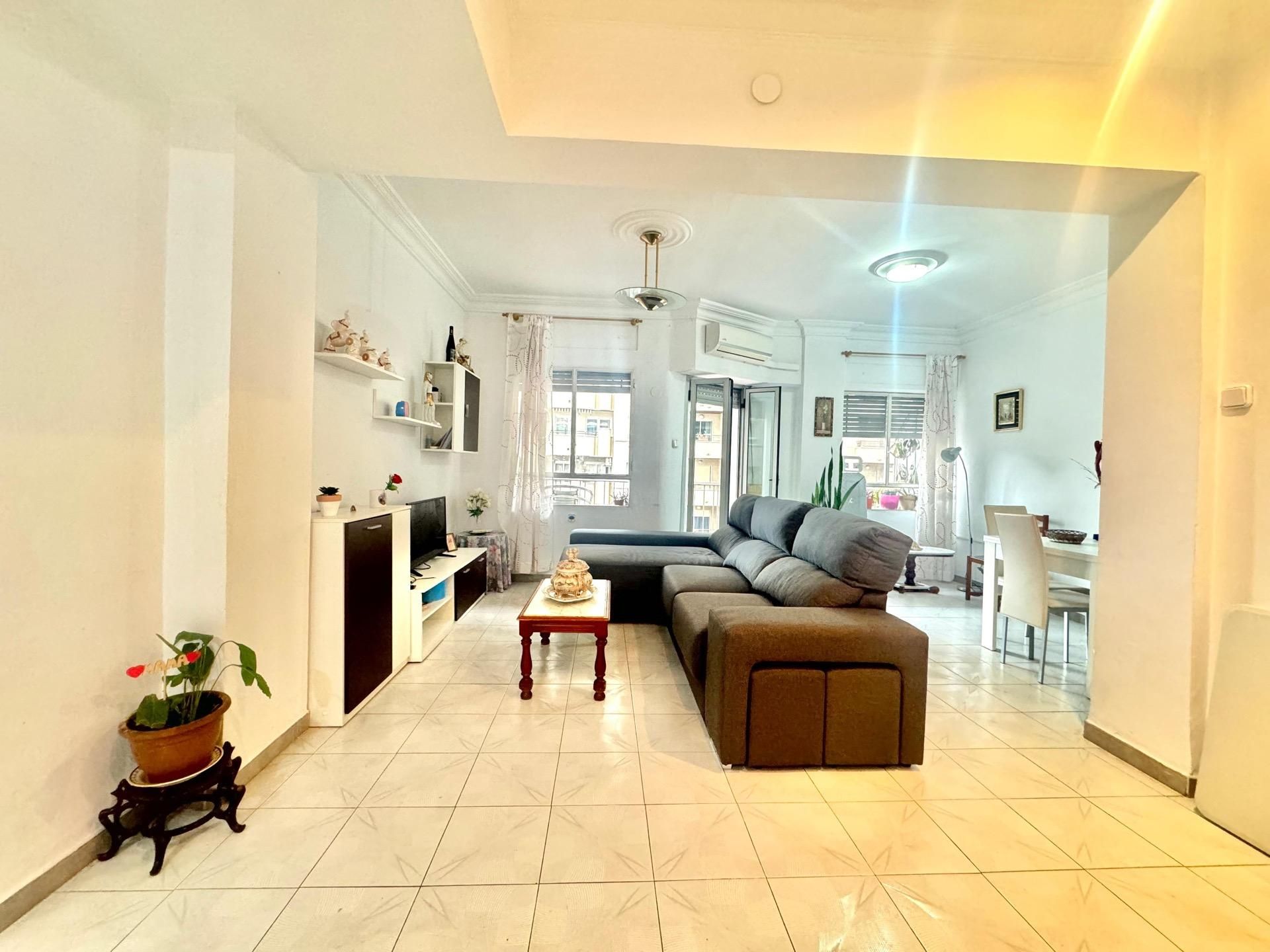 Living room of Flat for sale in Gandia  with Air Conditioner and Balcony