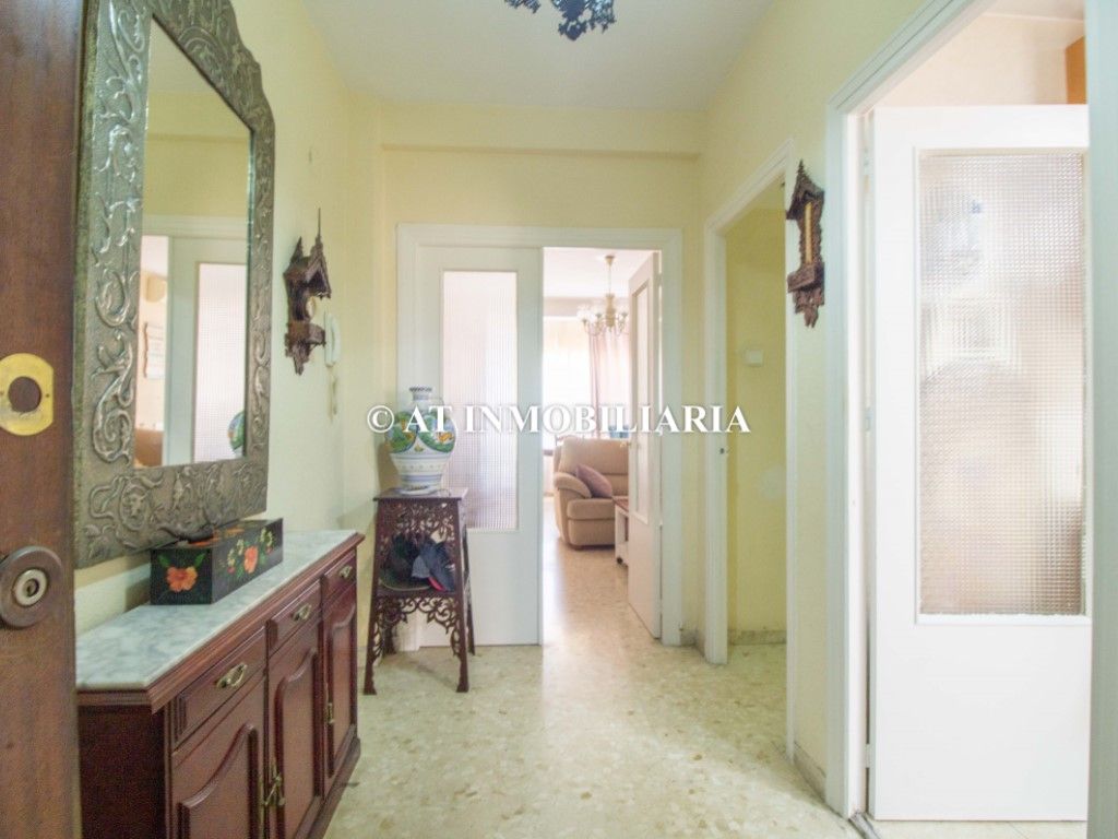 Flat for sale in  Cádiz Capital