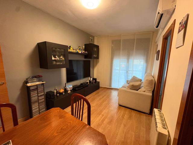 Piso en Venta en Passeig de Fabra i Puig en Vilapicina i la Torre Llobeta