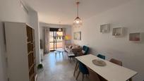 Sala d'estar de Pis en venda en Mairena del Aljarafe amb Aire condicionat, Jardí privat i Terrassa