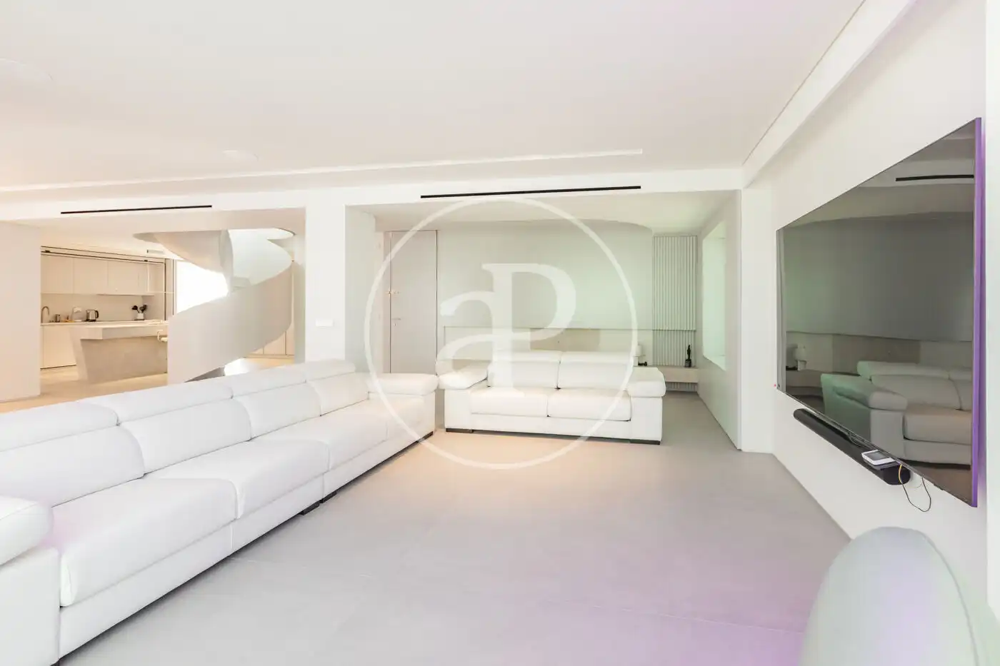 Sala d'estar de Àtic en venda en Madrid amb Aire condicionat, Calefacció i Terrassa