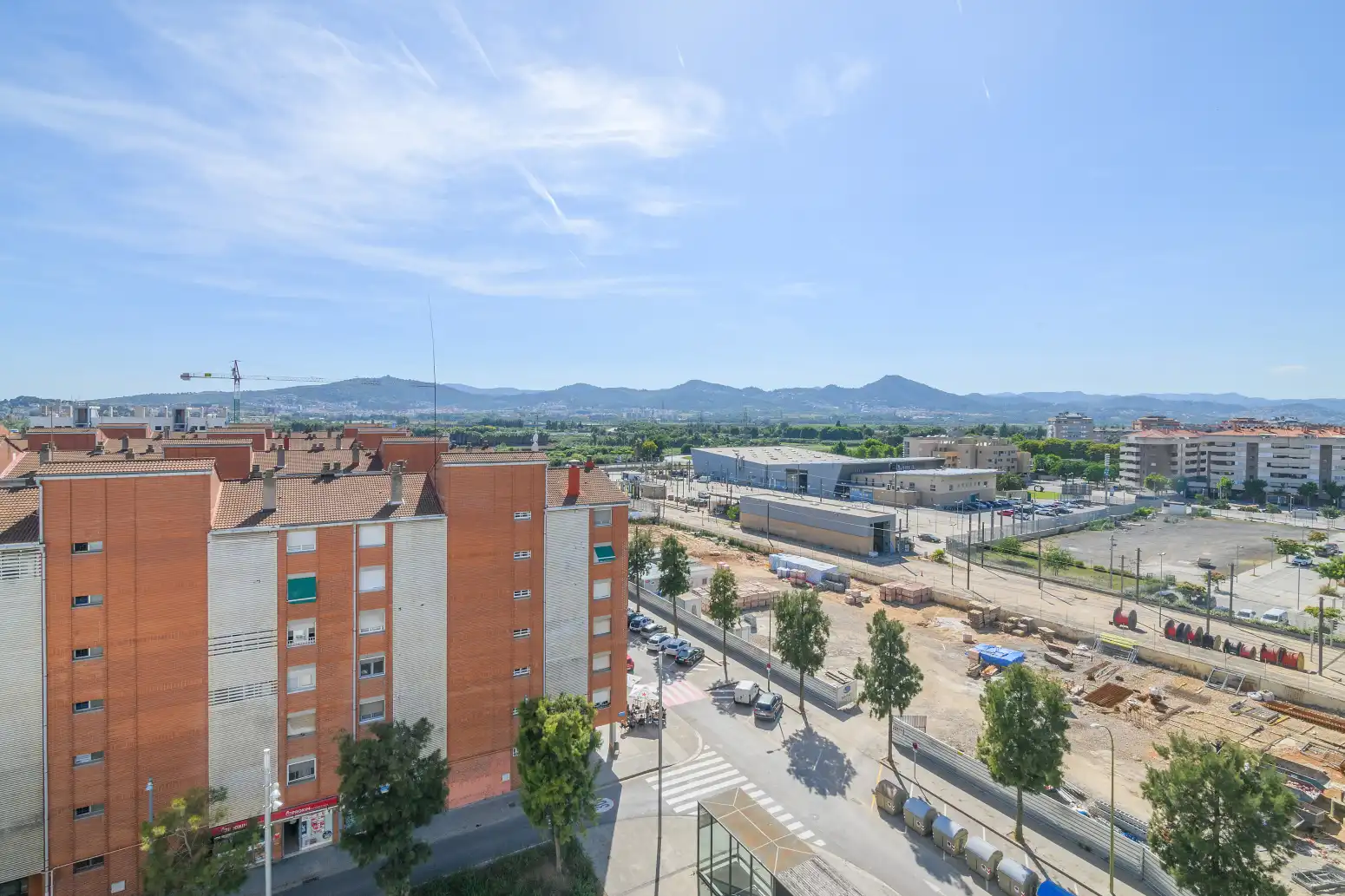Exterior view of Flat for sale in Cornellà de Llobregat  with Air Conditioner, Heating and Storage room