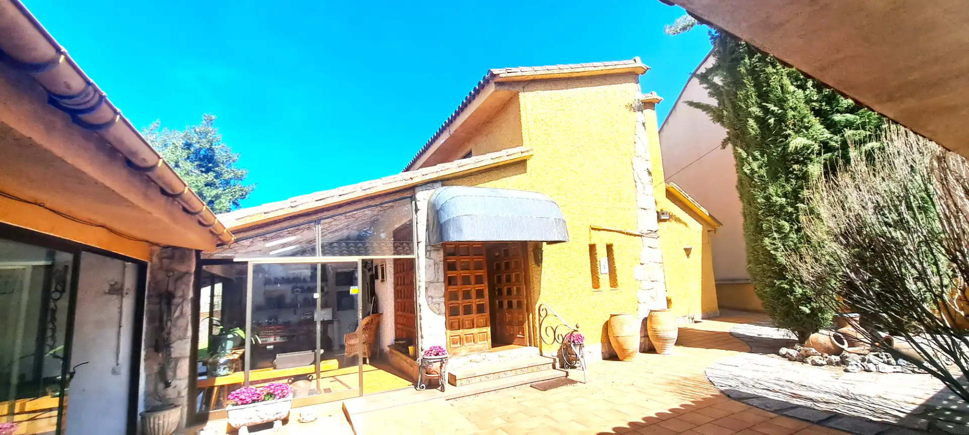 Vista exterior de Casa o xalet en venda en Talamanca de Jarama amb Calefacció, Jardí privat i Forn