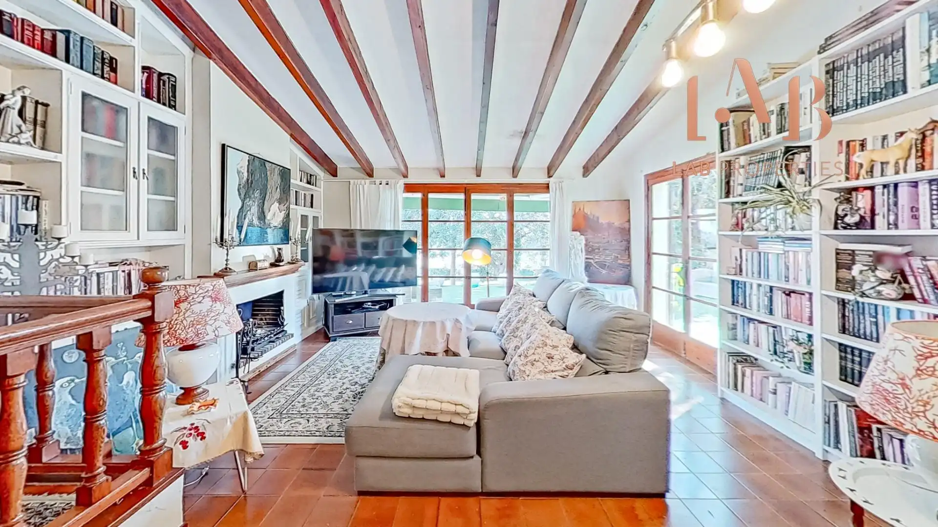 Sala d'estar de Finca rústica en venda en  Palma de Mallorca amb Aire condicionat